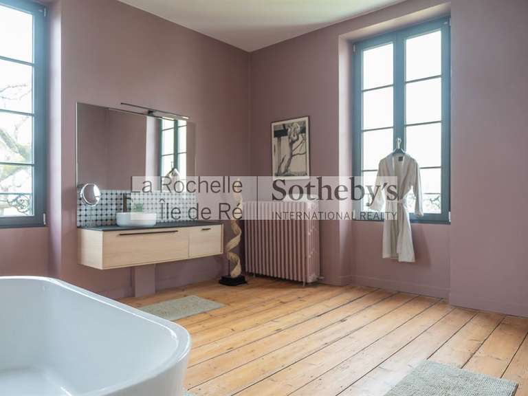 Maison Fouras - 4 chambres - 237m²