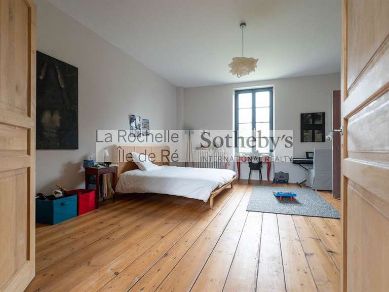 Maison Fouras - 4 chambres - 237m²