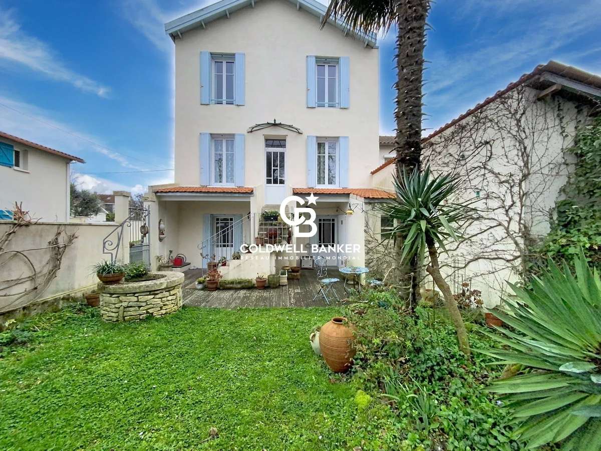 Maison Fouras