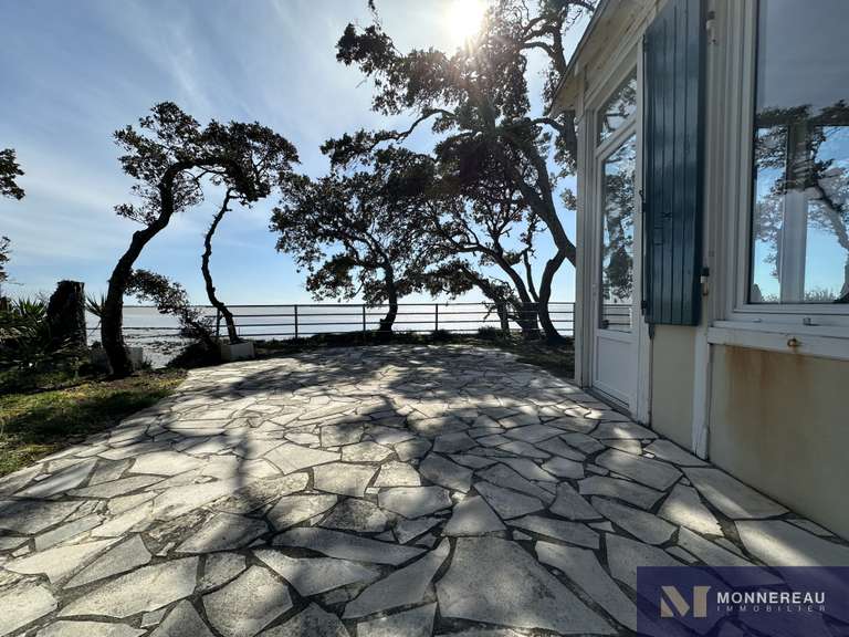 Villa Fouras - 4 bedrooms - 640m²
