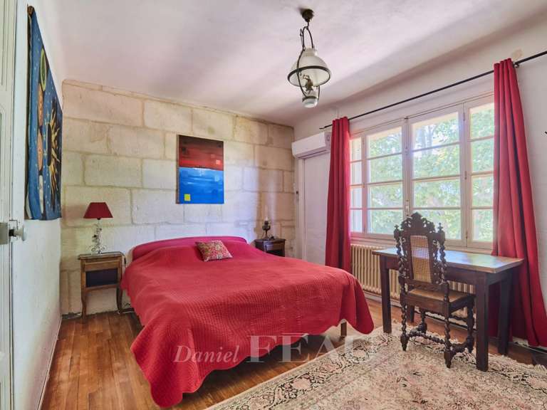 Maison Fourques - 14 chambres - 805m²