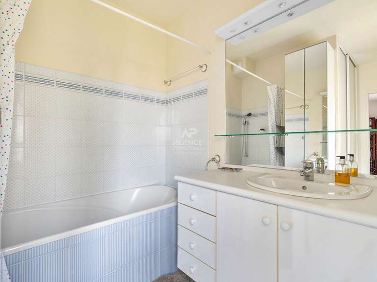 Maison Fourqueux - 5 chambres - 203m²