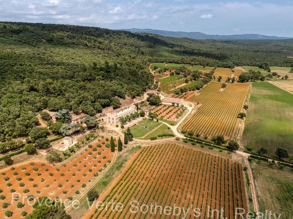 Château Fox-Amphoux