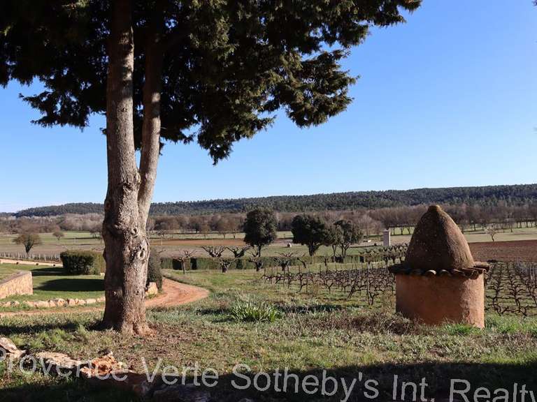 Château Fox-Amphoux - 1200m²