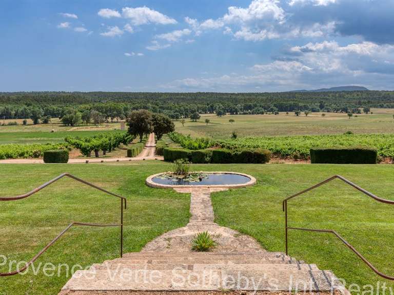 Château Fox-Amphoux - 1200m²
