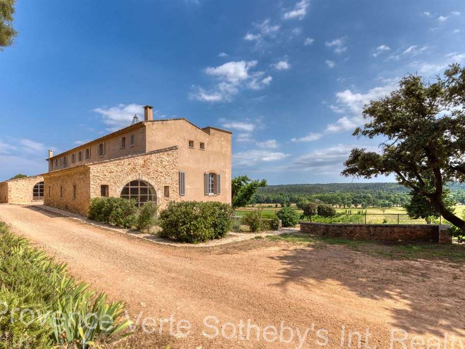 Château Fox-Amphoux