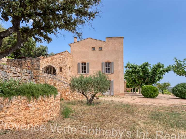 Château Fox-Amphoux - 1200m²
