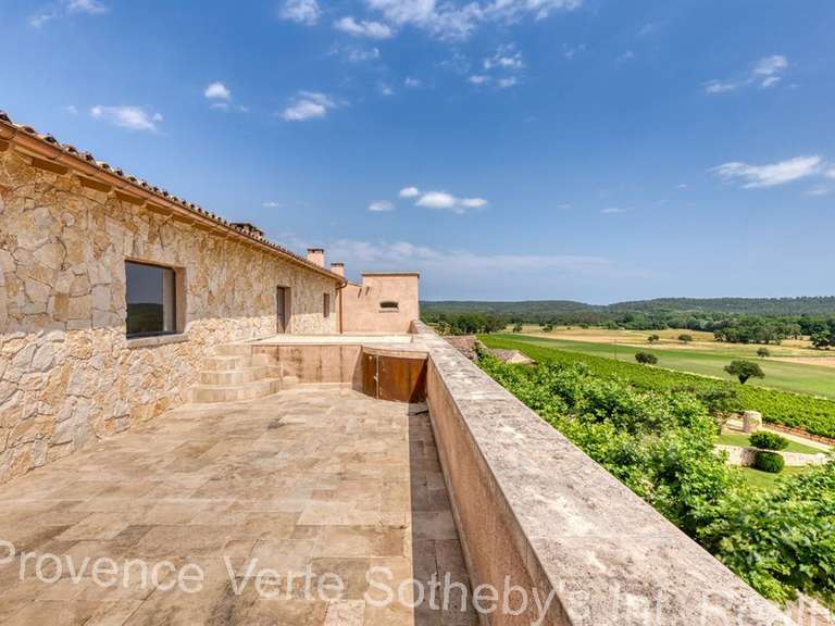 Château Fox-Amphoux - 1200m²