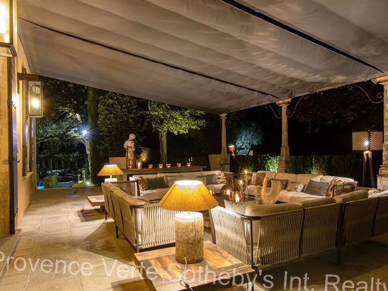 Maison Fox-Amphoux - 700m²