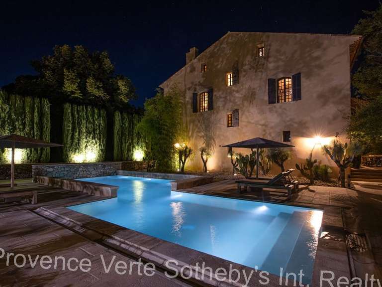 Maison Fox-Amphoux - 700m²