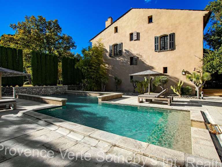 Maison Fox-Amphoux - 700m²