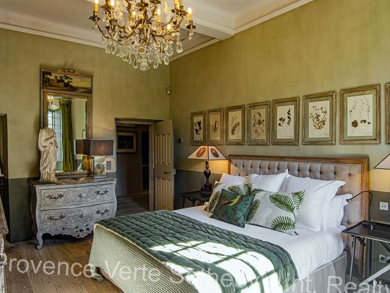 Maison Fox-Amphoux - 700m²