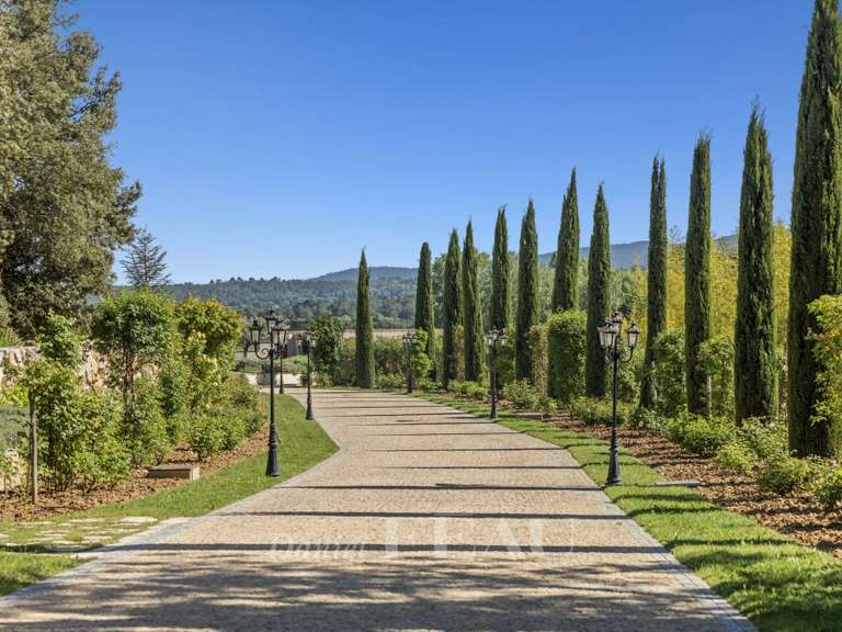 House Fox-Amphoux - 6 bedrooms - 914m²