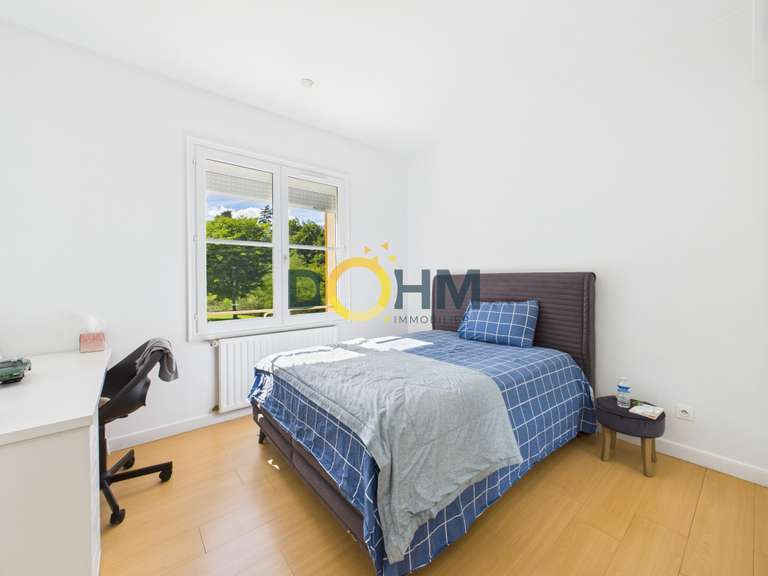 Maison Fraisses - 6 chambres - 196m²