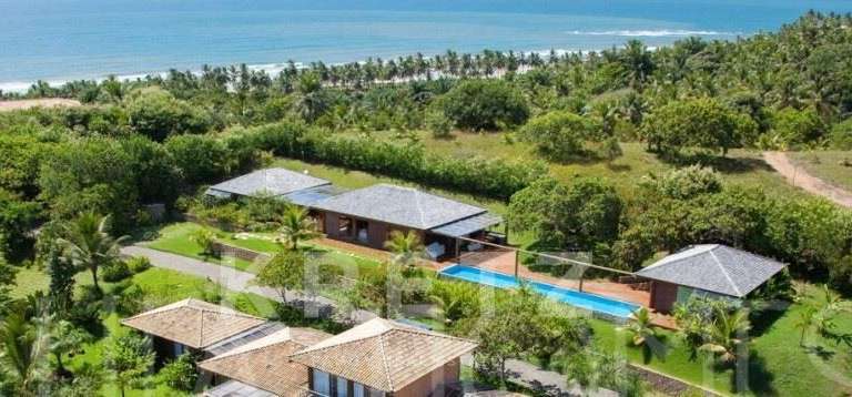 Maison France - 4 chambres - 391m²