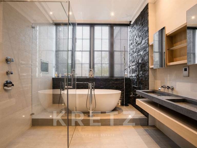 Maison France - 4 chambres - 429m²