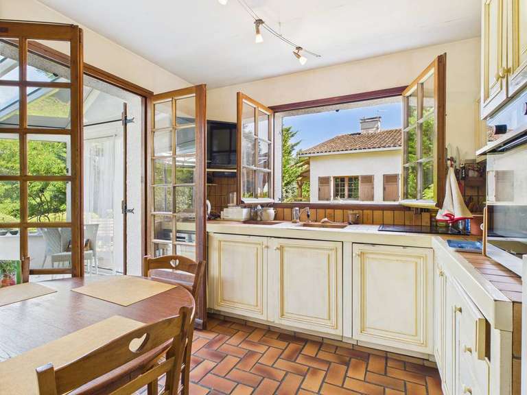 House Francheville - 5 bedrooms - 193m²