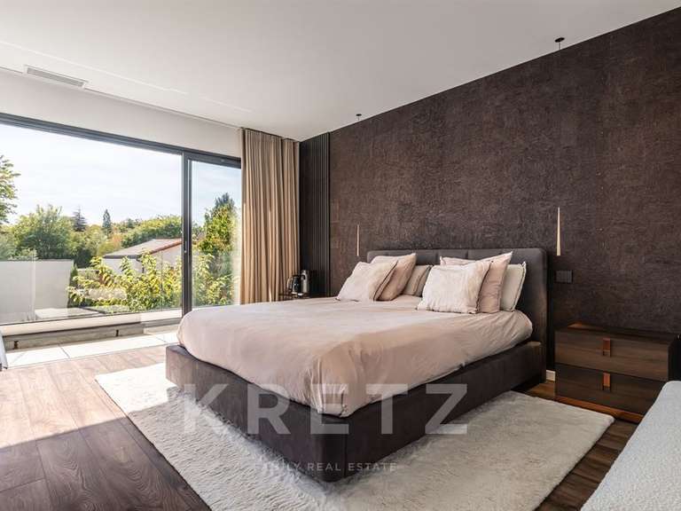 House Francheville - 5 bedrooms - 190m²