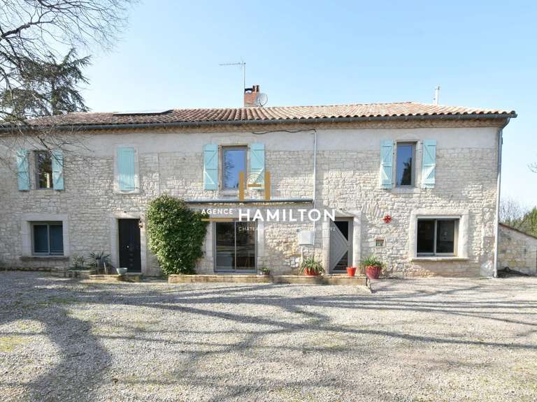 Maison Frausseilles - 6 chambres - 312m²