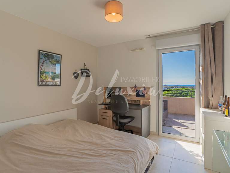 Apartment with Sea view Fréjus - 3 bedrooms - 103m²