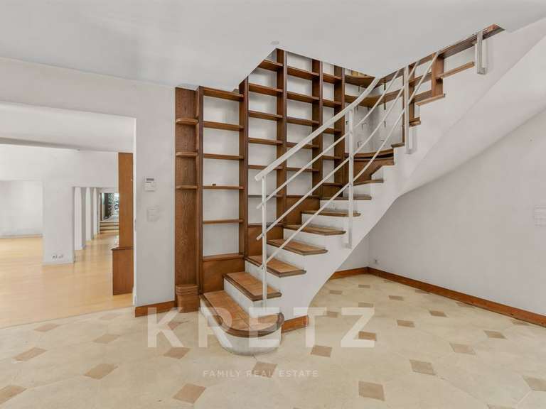 Appartement Fréjus - 6 chambres - 320m²