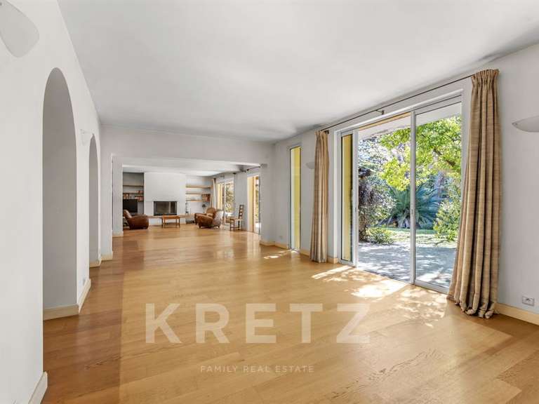 Appartement Fréjus - 6 chambres - 320m²