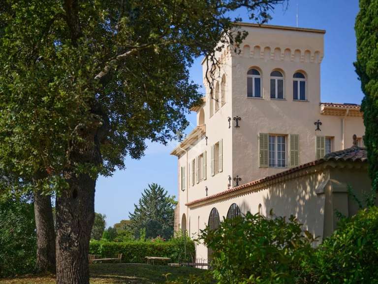 Castle Fréjus - 12 bedrooms - 2000m²