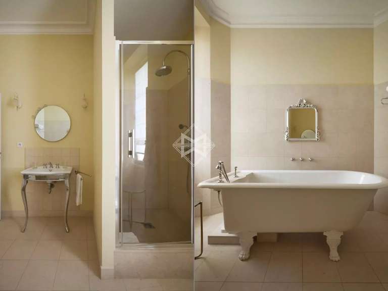 Castle Fréjus - 12 bedrooms - 2000m²