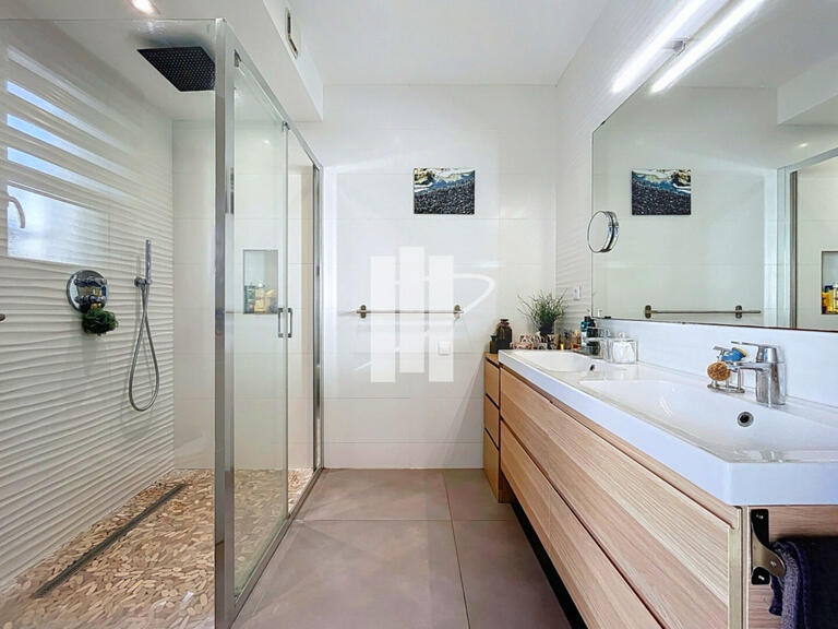 Maison Fréjus - 4 chambres - 172m²