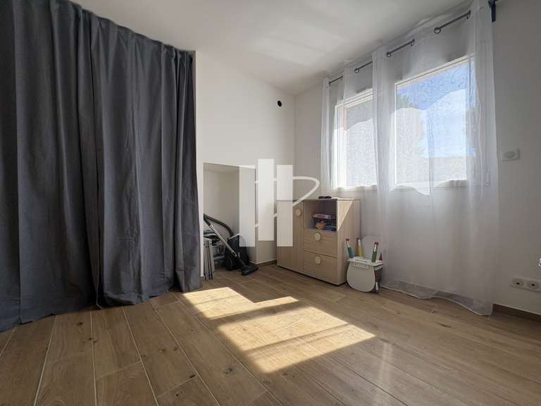 Maison Fréjus - 3 chambres - 117m²