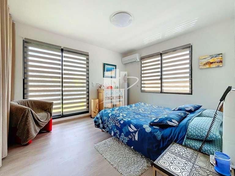 Maison Fréjus - 4 chambres - 172m²