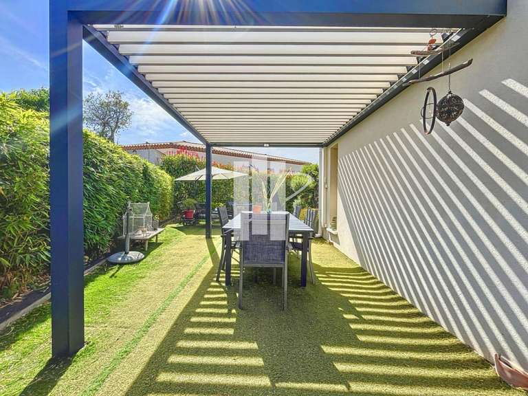 Maison Fréjus - 4 chambres - 172m²