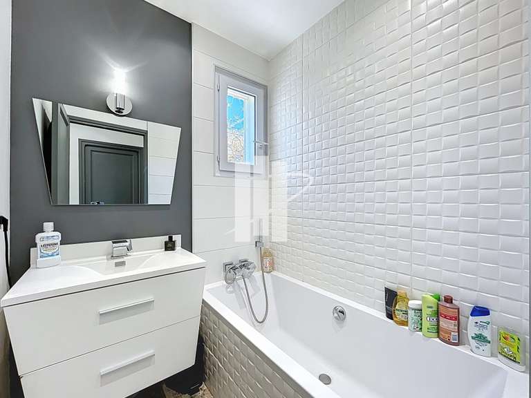 Maison Fréjus - 3 chambres - 99m²