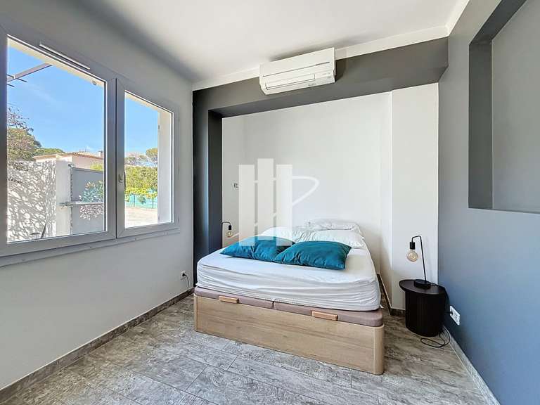 Maison Fréjus - 3 chambres - 99m²