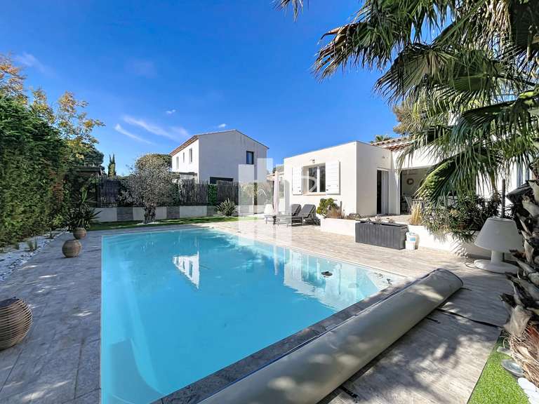 Maison Fréjus - 3 chambres - 99m²