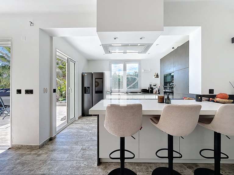 Maison Fréjus - 3 chambres - 99m²