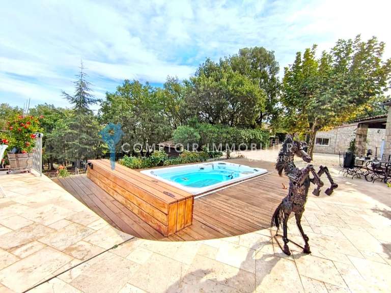 Maison Fréjus - 4 chambres - 200m²