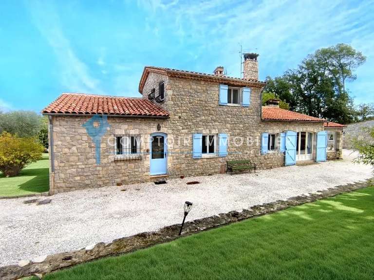 Maison Fréjus - 4 chambres - 200m²