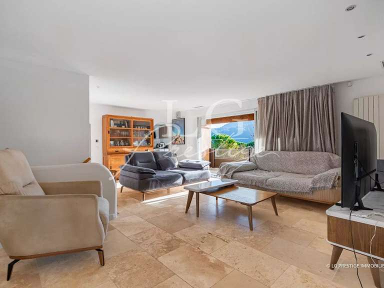 Maison Fréjus - 3 chambres - 183m²