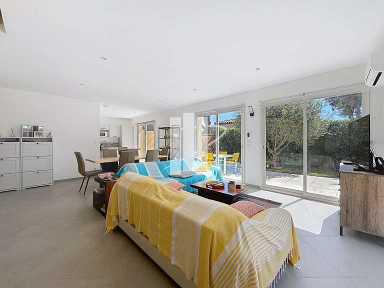 Maison Fréjus - 3 chambres - 87m²