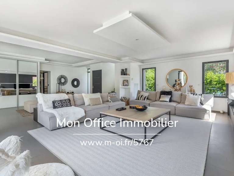 Maison Fréjus - 7 chambres - 285m²