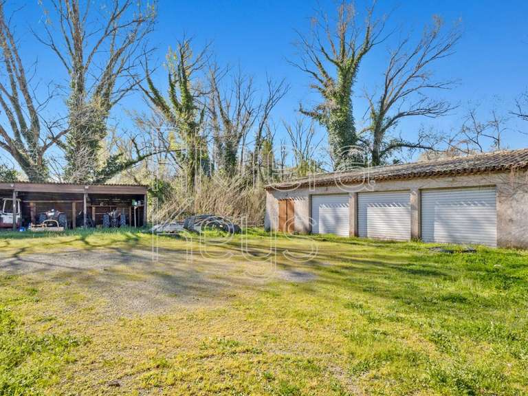 Propriété Fréjus - 7 chambres - 215m²