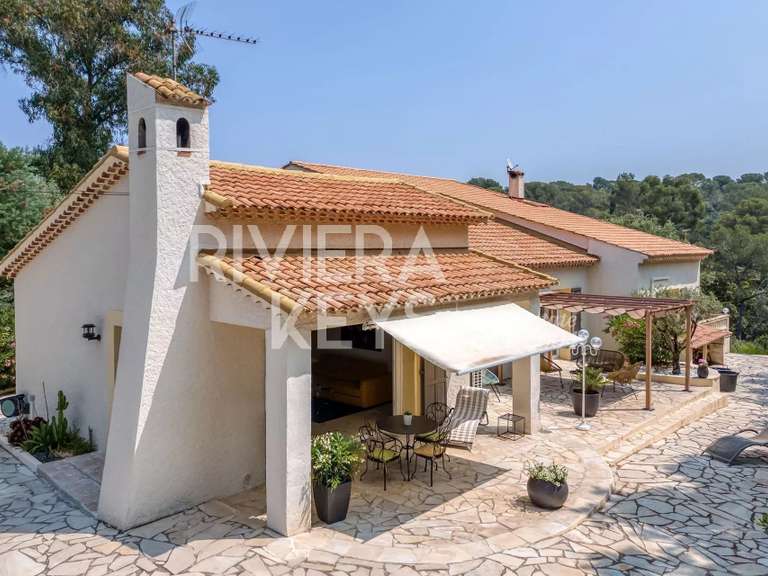 Villa Fréjus - 240m²