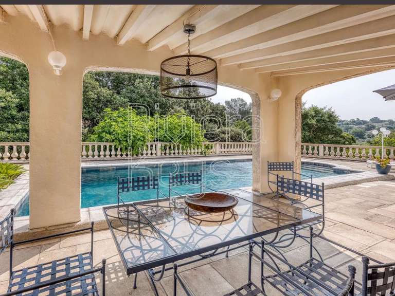 Villa Fréjus - 240m²