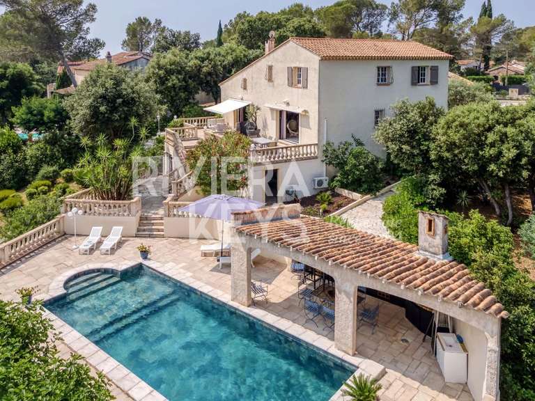 Villa Fréjus - 240m²