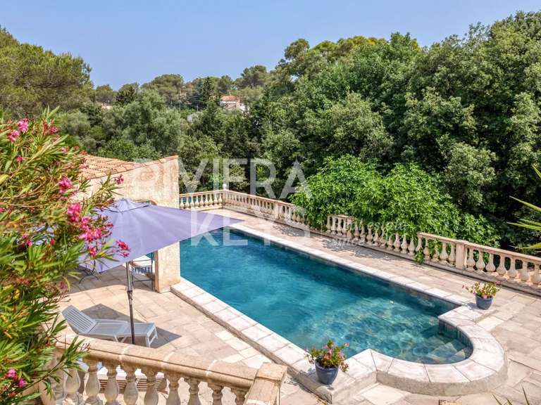 Villa Fréjus - 240m²