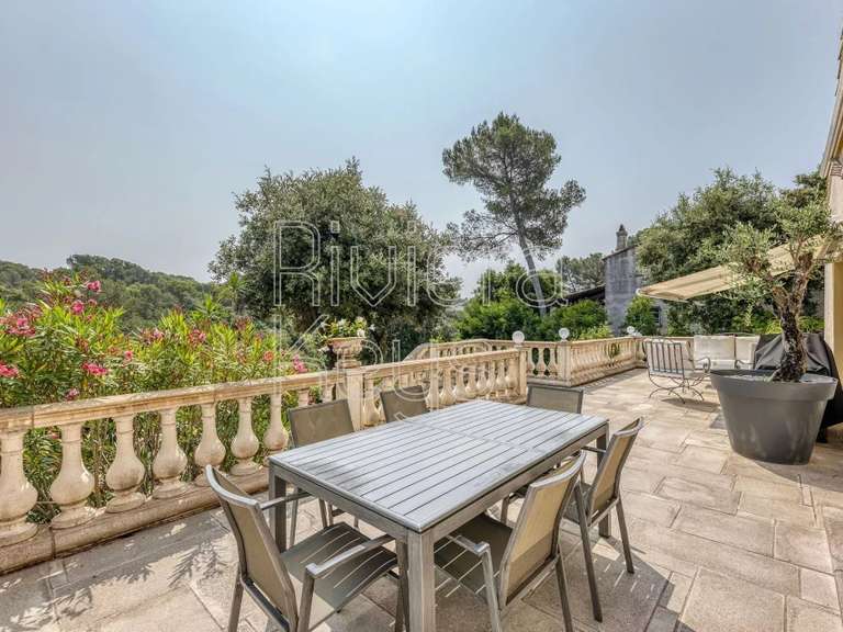 Villa Fréjus - 240m²