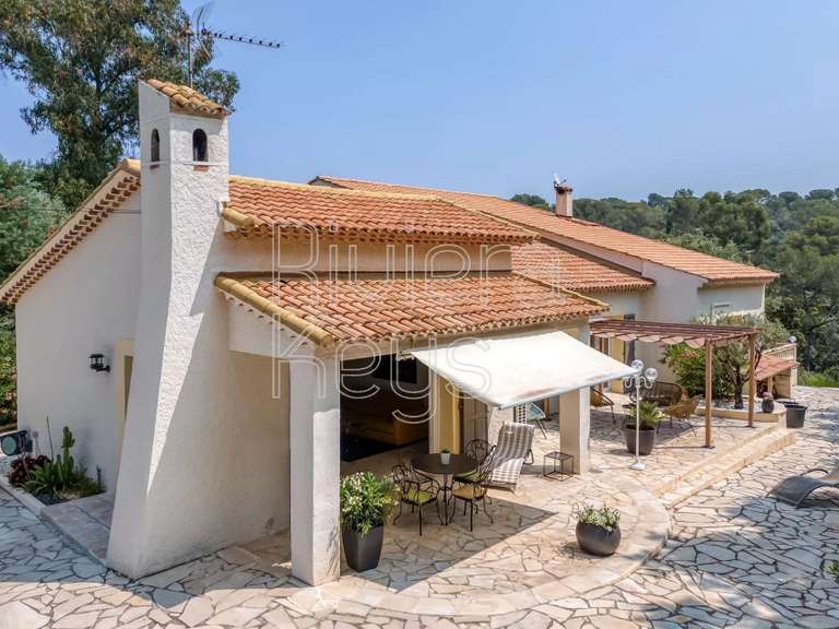 Villa Fréjus - 240m²