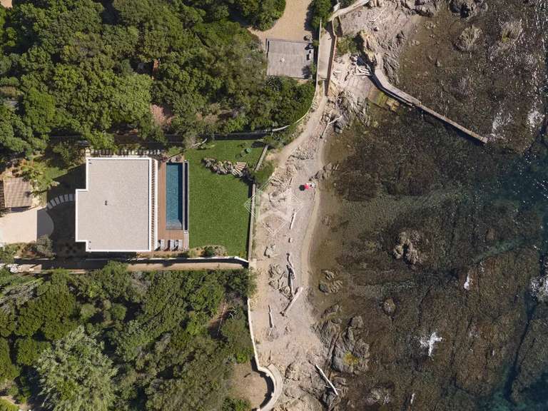 Villa Fréjus - 5 chambres - 340m²