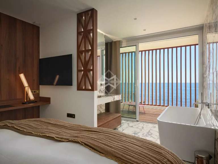 Villa Fréjus - 5 chambres - 340m²